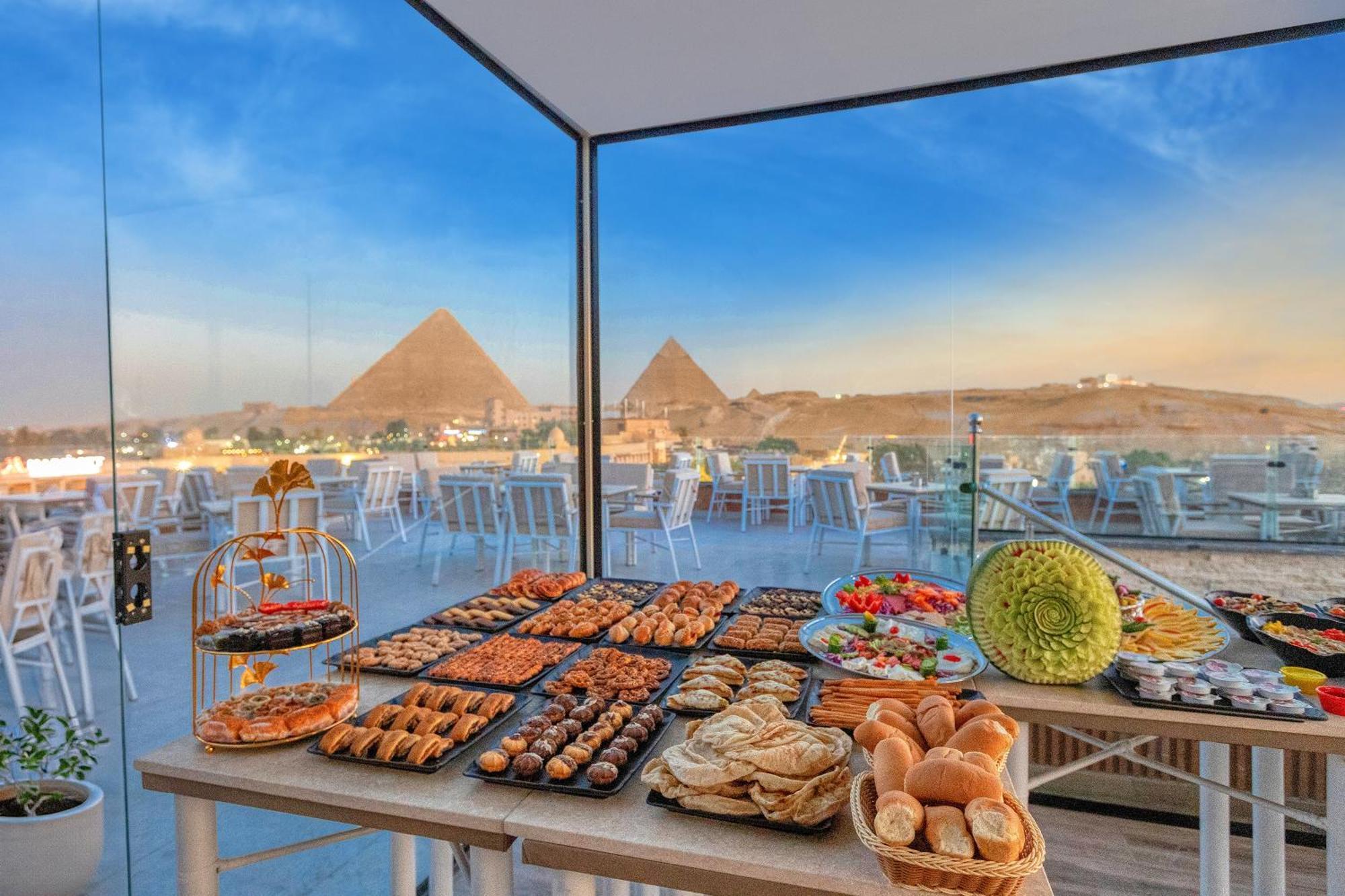 Gaia Pyramids Hotel Kafret el-Gabal Exterior photo