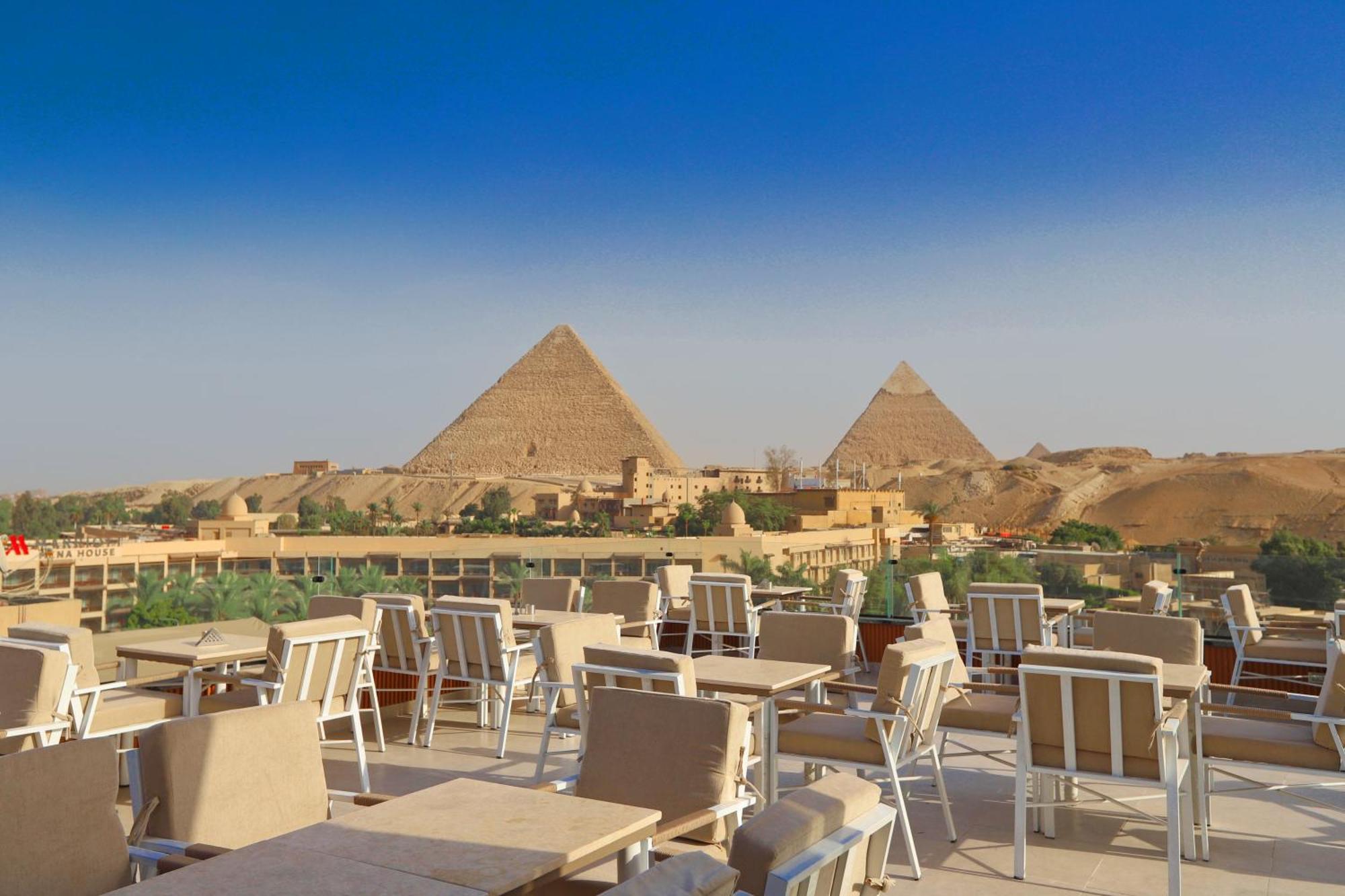Gaia Pyramids Hotel Kafret el-Gabal Exterior photo