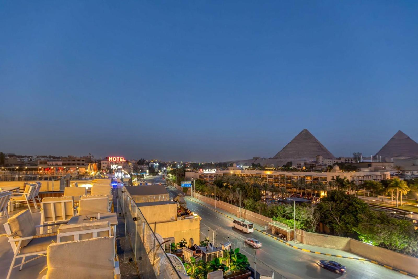 Gaia Pyramids Hotel Kafret el-Gabal Exterior photo
