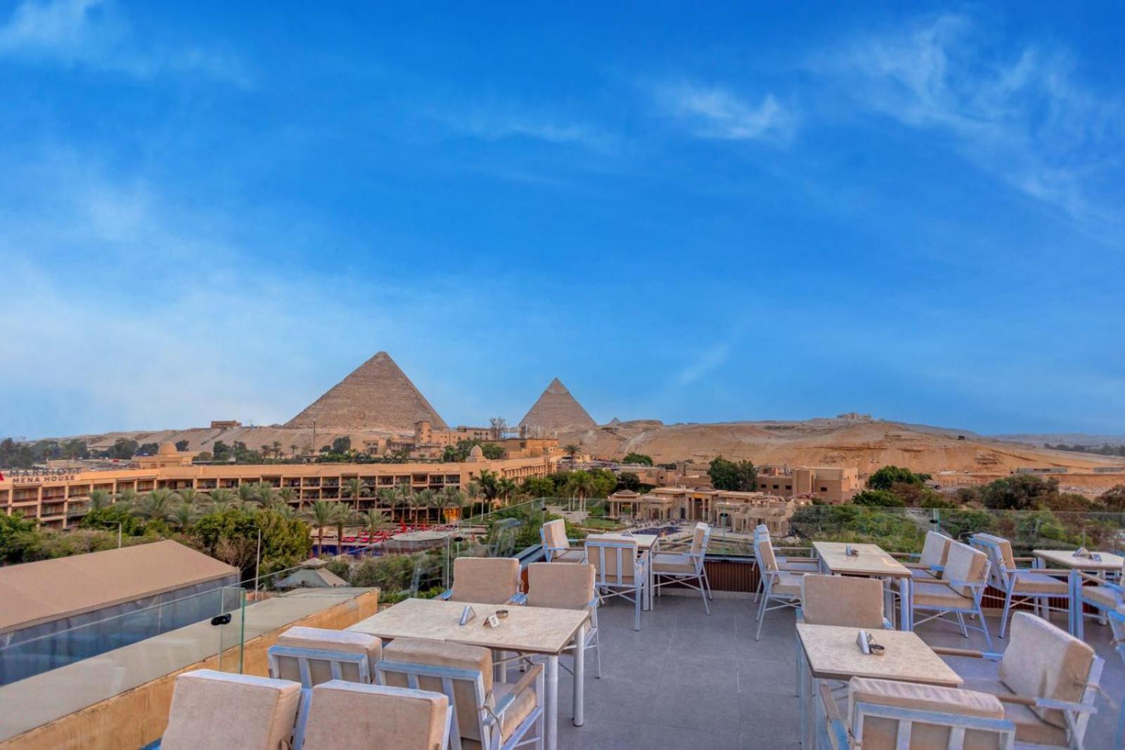 Gaia Pyramids Hotel Kafret el-Gabal Exterior photo