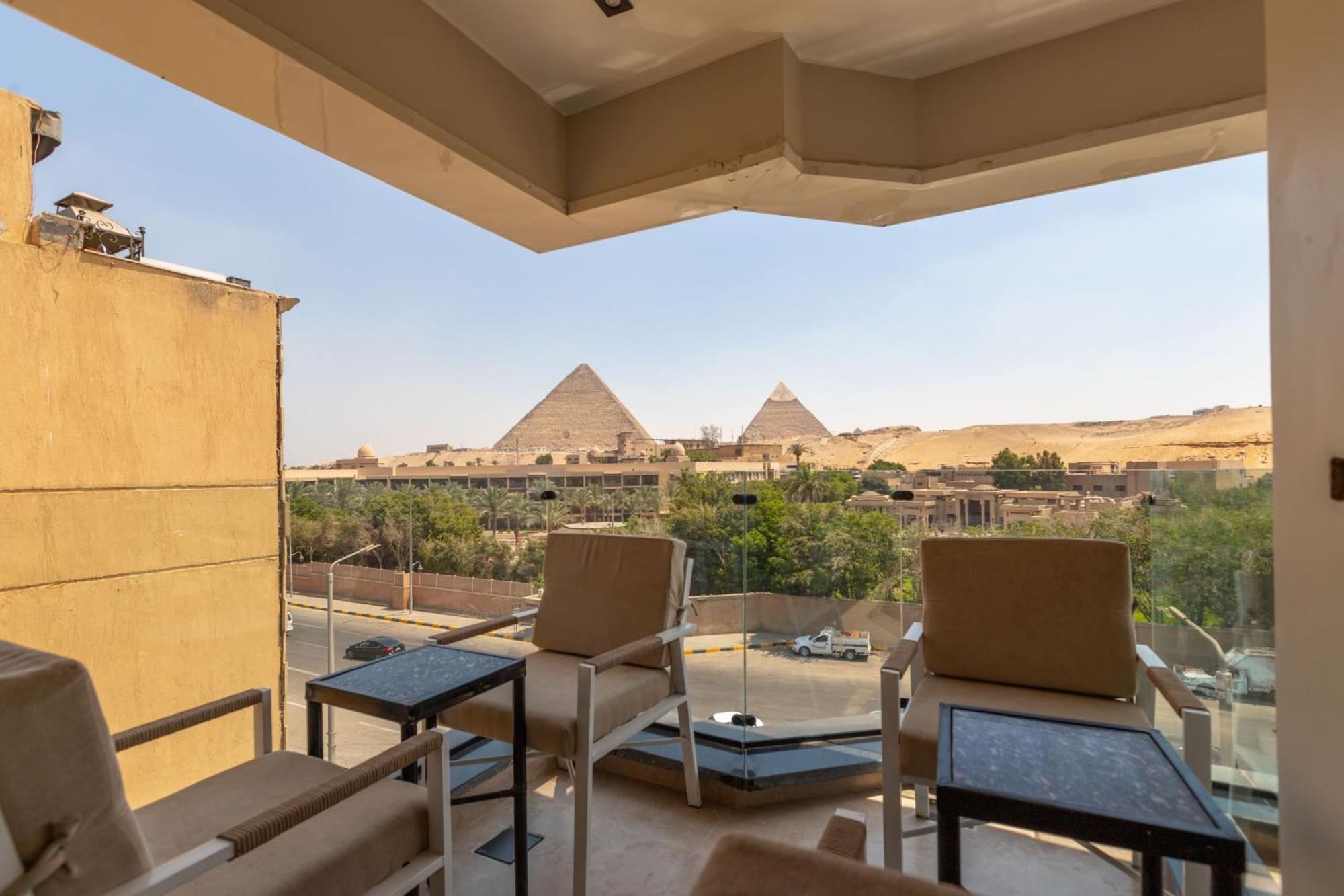 Gaia Pyramids Hotel Kafret el-Gabal Exterior photo